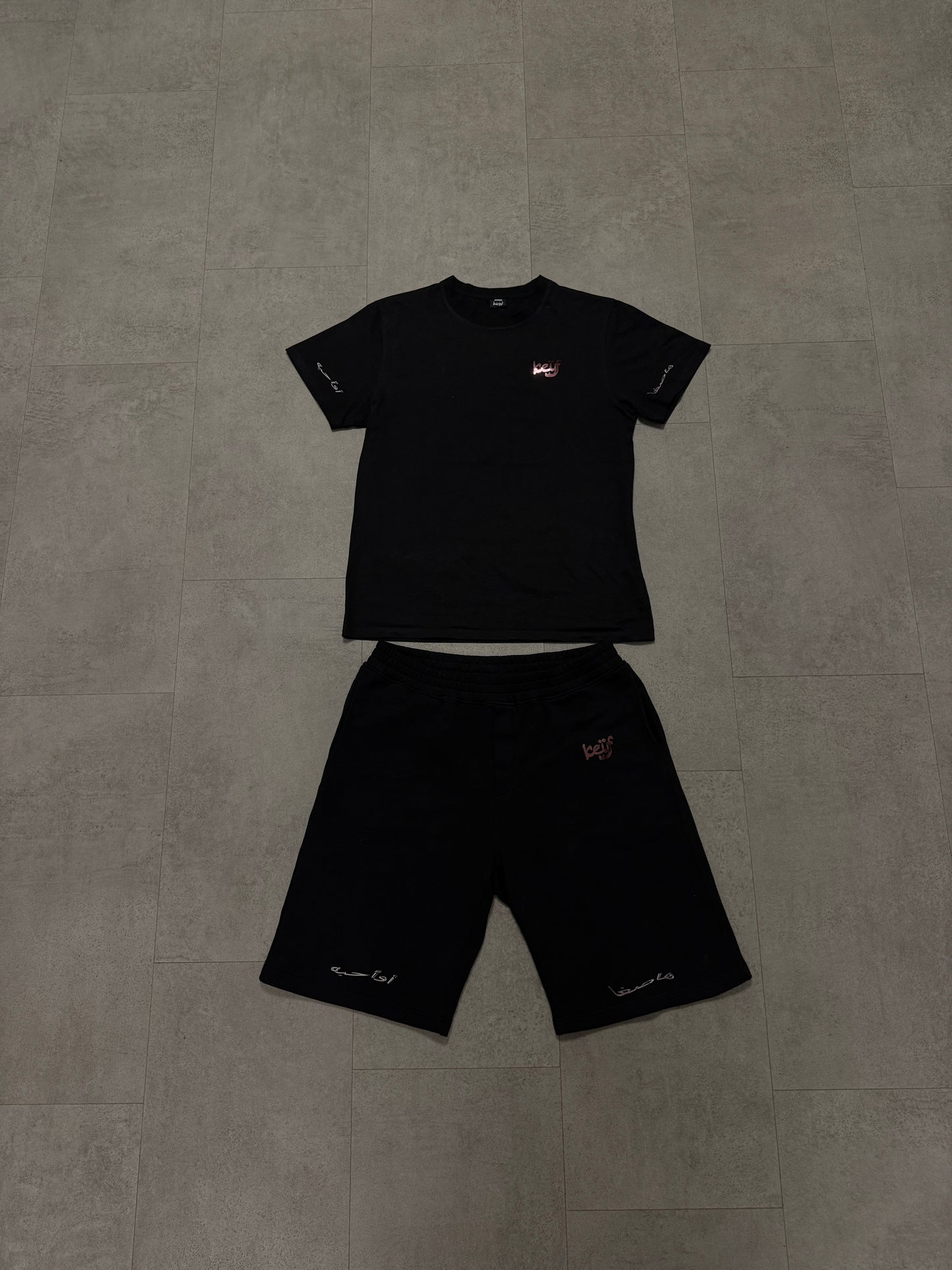 T-SHIRT BLACK REGULAR FIT